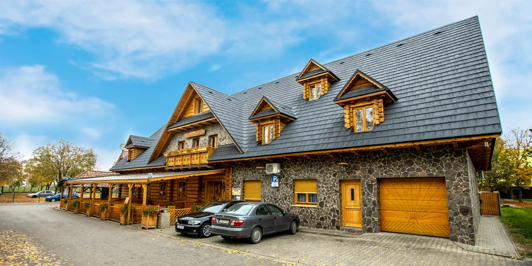 Pobyt v kolibe na brehu Slnečných jazier: masáž, sauna aj prosecco