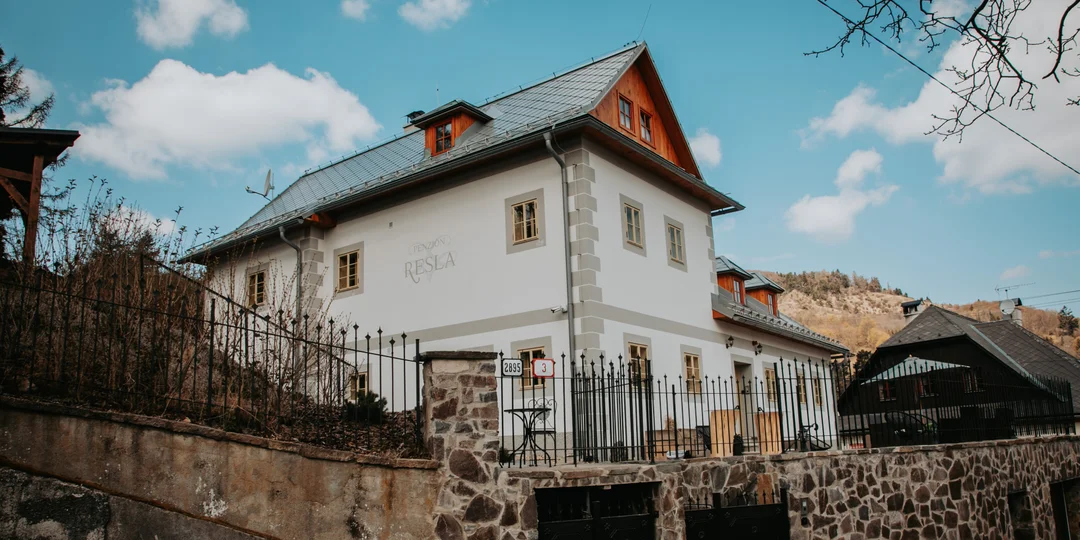 Pobyt v historickom centre Banskej Štiavnice: raňajky alebo polpenzia aj možnosť privátneho wellness