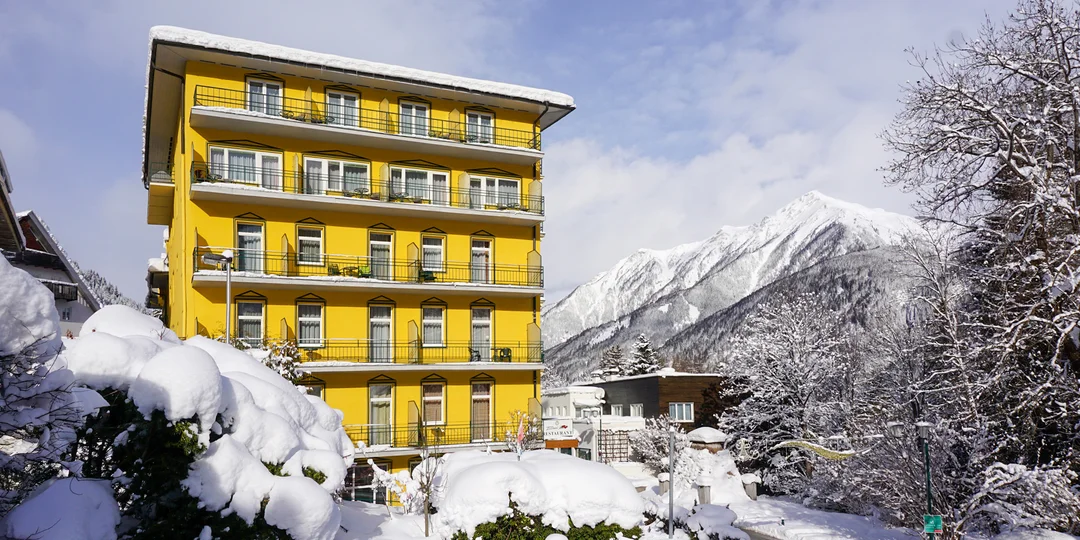 Bad Gastein: secesný hotel so saunami, polpenzia, blízko lyžiarskeho areálu, možnosť 1 noci zadarmo