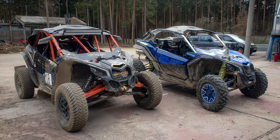 Offroadová jízda v dakarské buggy Can-am: 15 min. spolujízdy či řízení i svezení profi jezdcem