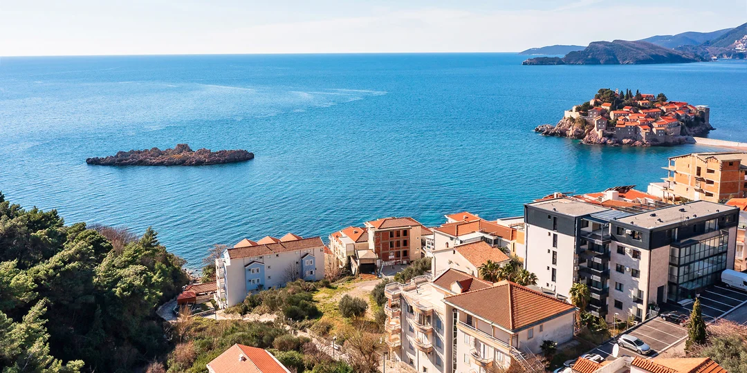 Apartmány v Čiernej Hore, letovisko Sveti Stefan: 200 metrov od pláže