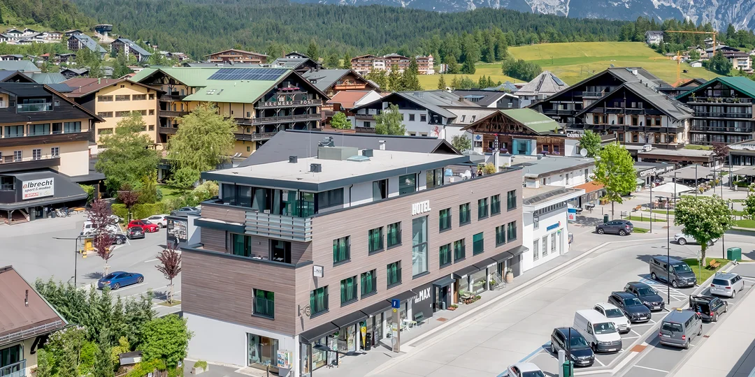 Boutique hotel v Seefelde: strešné wellness a raňajky, v zime lyže, v lete kúpanie v jazere