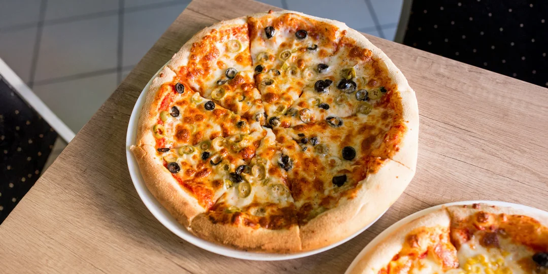 Chrumkavá pizza podľa vlastného výberu: v ponuke až 10 druhov