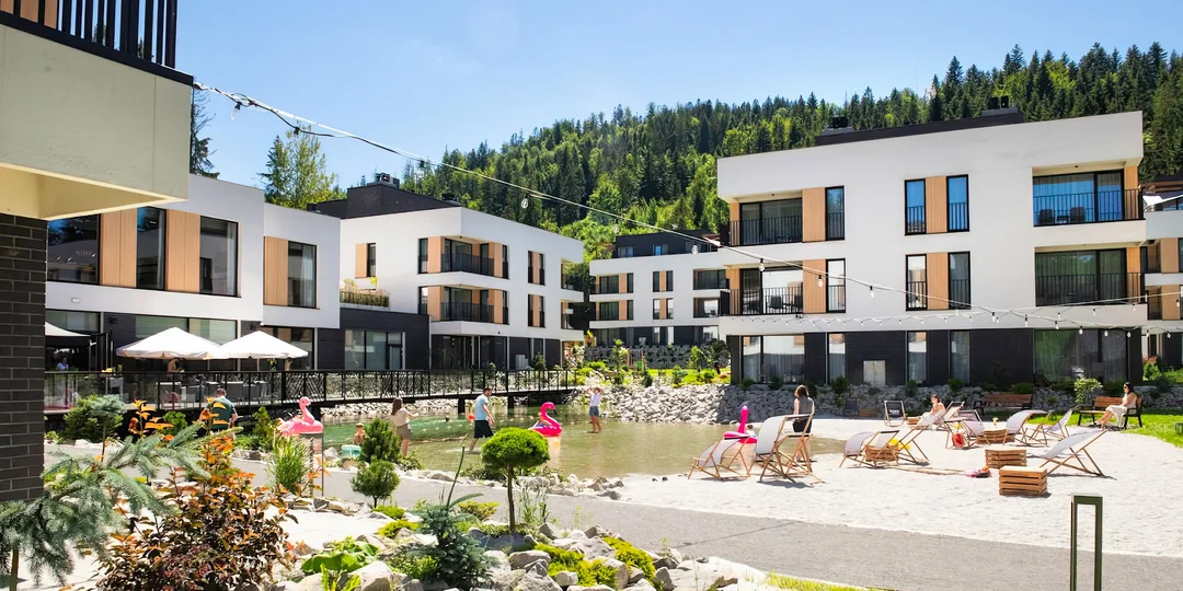 Moderný rezort v poľských Beskydách: apartmán s kuchynkou, strava a neobmedzený wellness