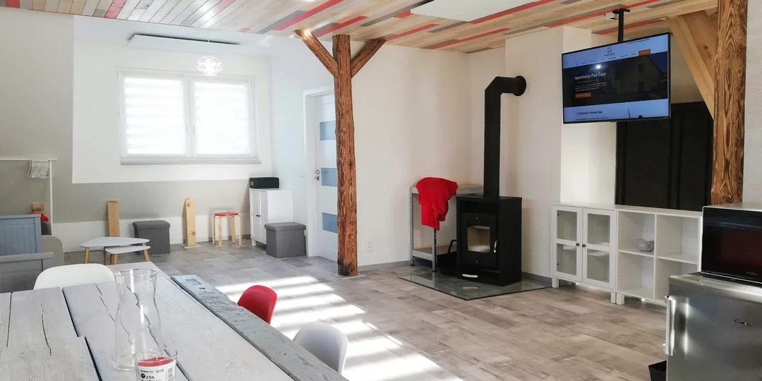 Moderné a priestranné apartmány v CHKO Železné hory pre pár aj rodinu