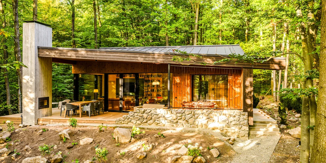 Luxusný chalet uprostred lesa neďaleko Ostrihomu, polpenzia aj súkromný wellness