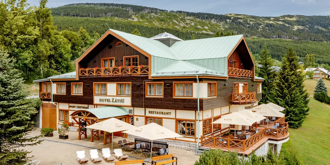 Parádní pobyt v horském hotelu ve Špindlerově Mlýně s wellness i polopenzí