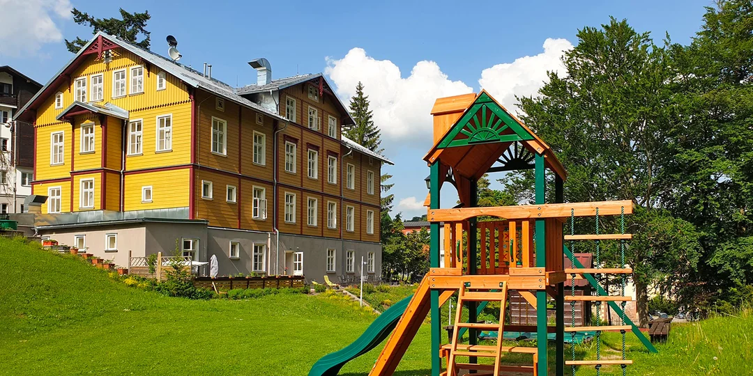 Oddych v Janských Lázňach: apartmán v centre mesta pre 2–4 osoby