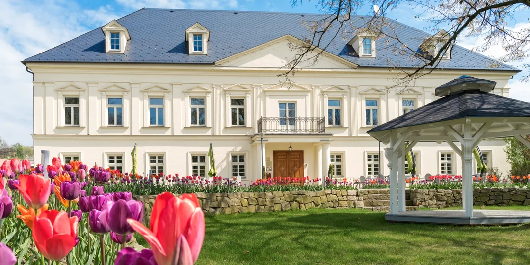 Pobyt na zámku Petrovice u Karviné: bohaté raňajky a wellness