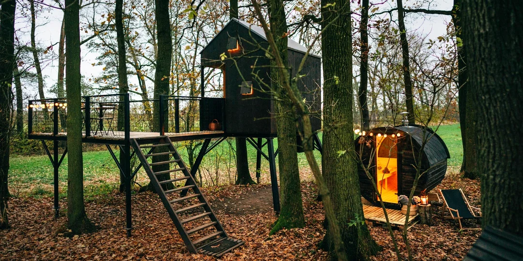 Kúzelný pobyt v treehouse až pre 4 osoby aj vonkajšia sudová sauna