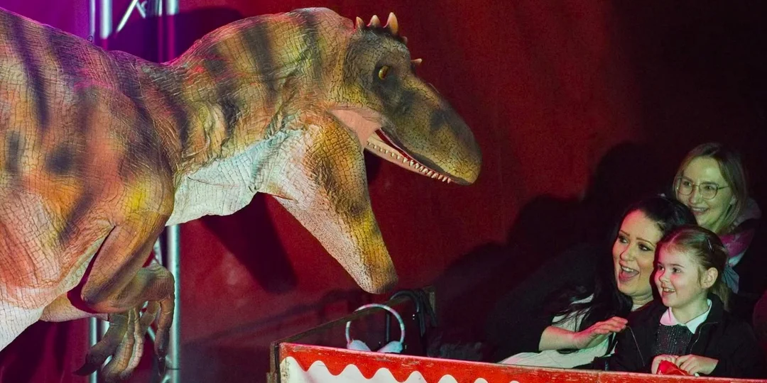 CIRKUS FRANCESKO JUNG v Senici, Rajeckých Tepliciach, Dolnom Kubíne a Námestove - show plná akrobacie, zábavy aj vystúpenie s dinosaurami