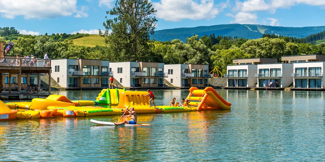 Tilia Beach: Vstupy na prírodné kúpalisko s piesočnatou plážou