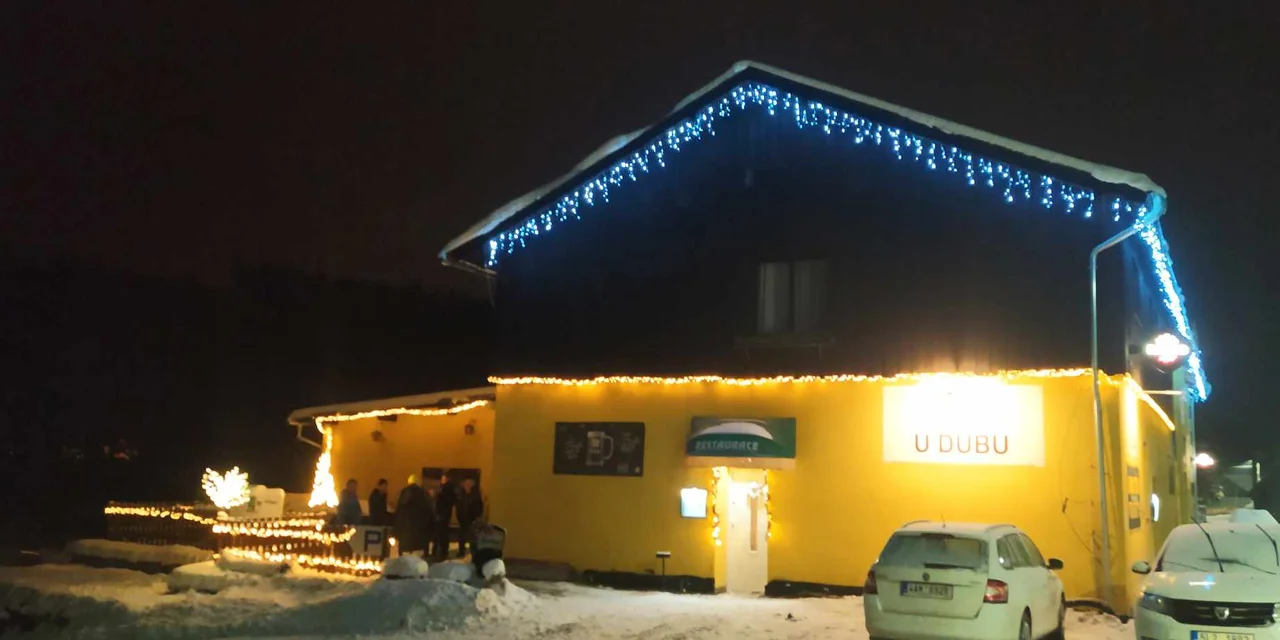 Penzion a restaurace U Dubu