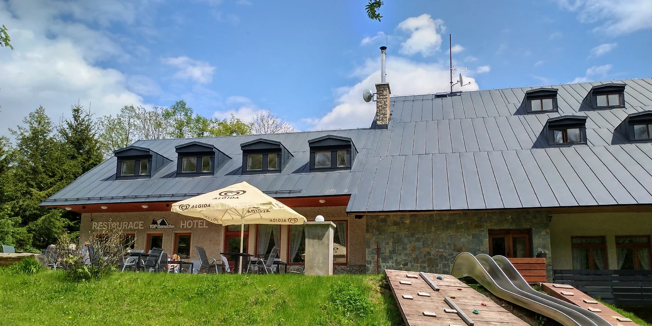 Slunná terasa - ProFamily Hotel TOP Benecko