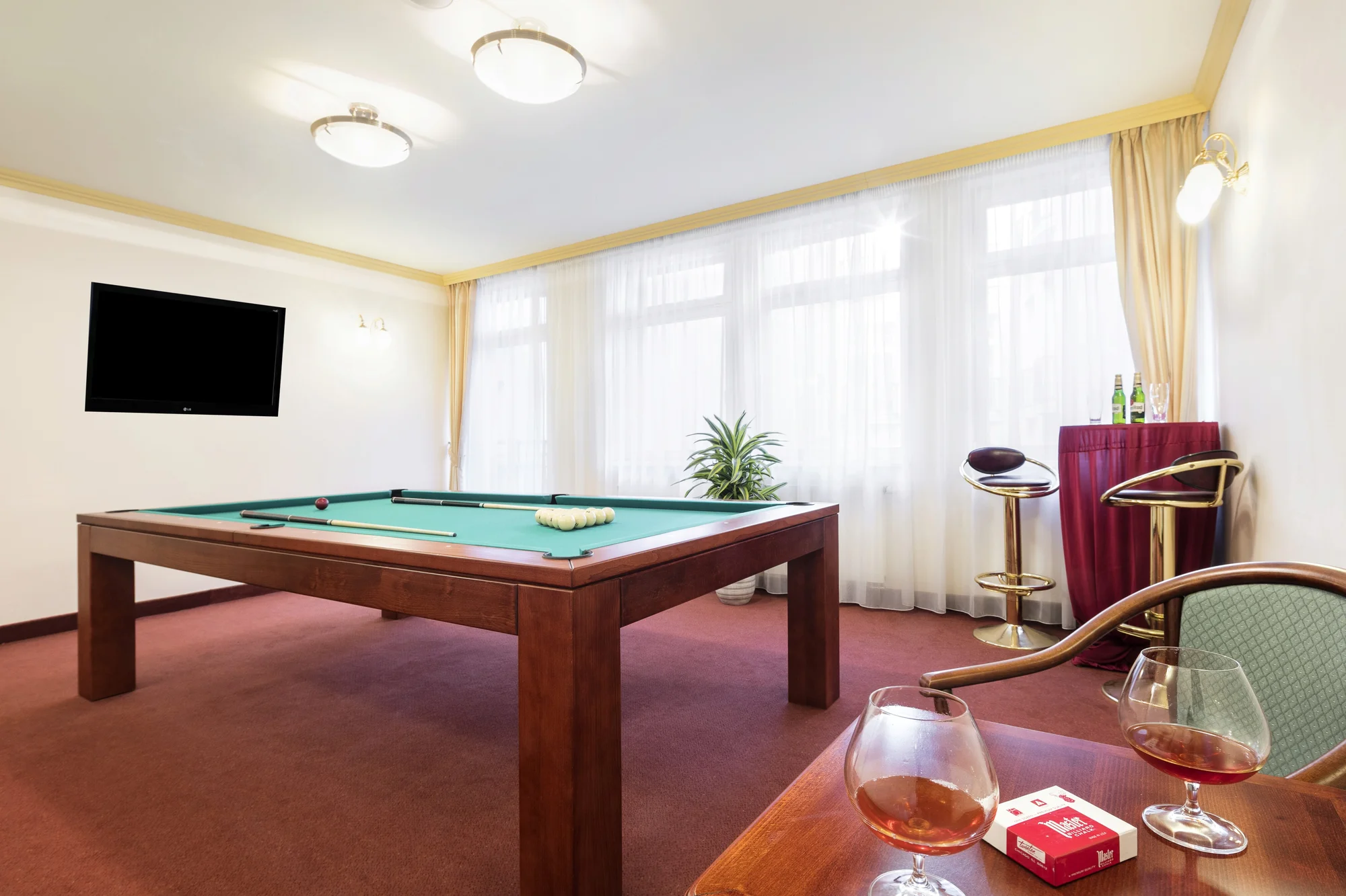 Relaxační pobyt v srdci Karlových Varů s polopenzí, wellness a procedurami