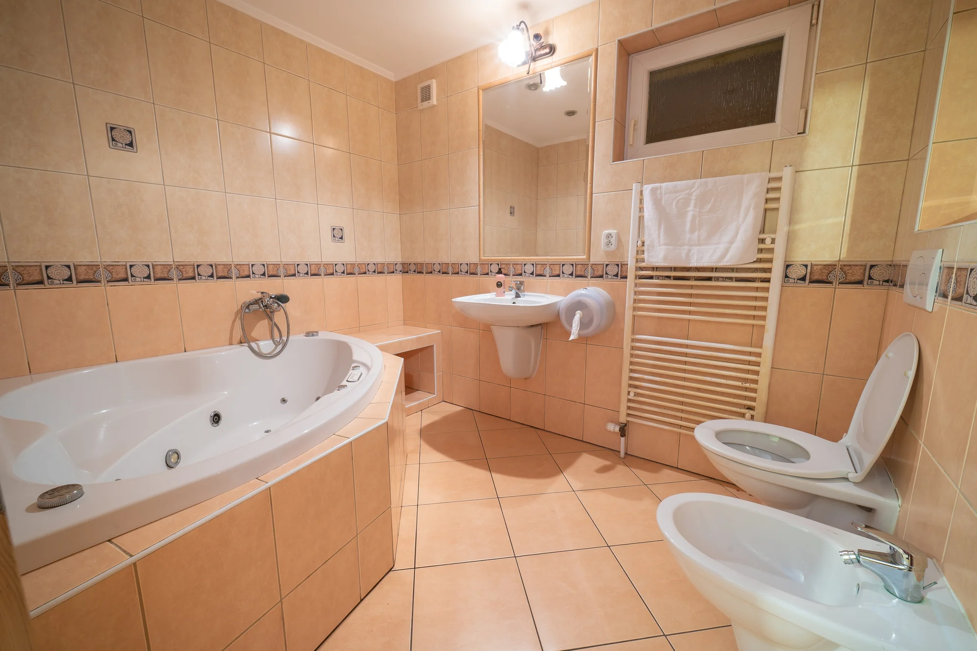 Pobyt ve Vysokých Tatrách: snídaně či polopenze, privátní wellness, slevy do aquaparku i na atrakce