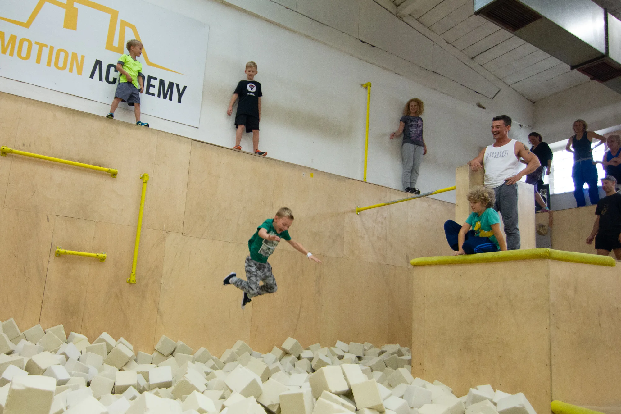 Parkour pro rodiče s dětmi: 120 minut společného tréninku v In Motion Academy