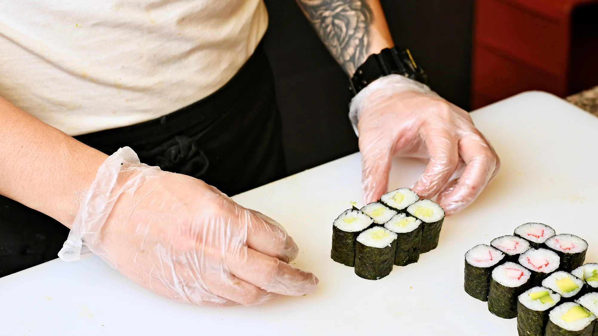 Running sushi v OC Šestka: až 2 hodiny neomezené konzumace v Sumo Sushi & Grill Restaurant