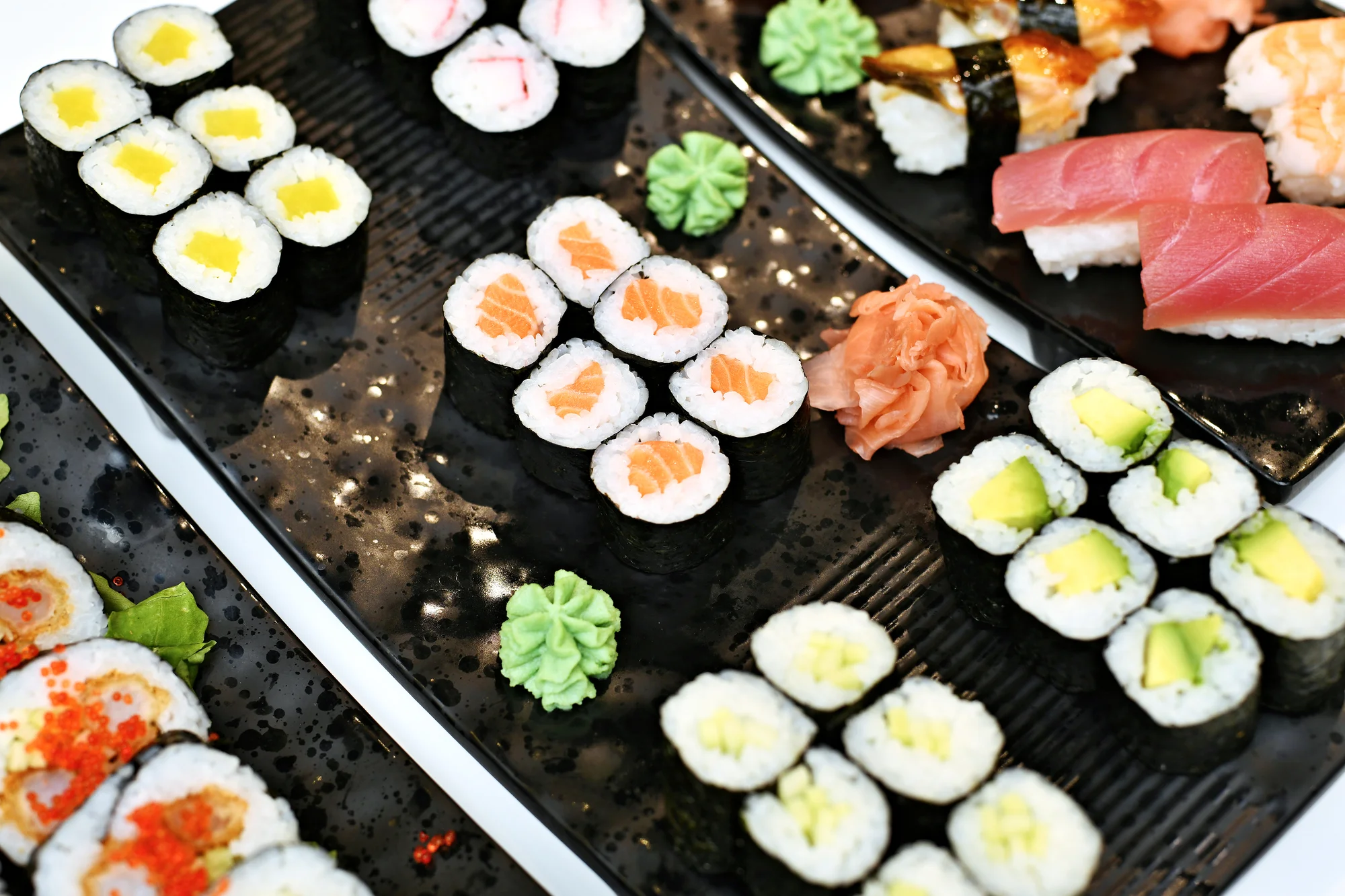 Running sushi v OC Šestka: až 2 hodiny neomezené konzumace v Sumo Sushi & Grill Restaurant