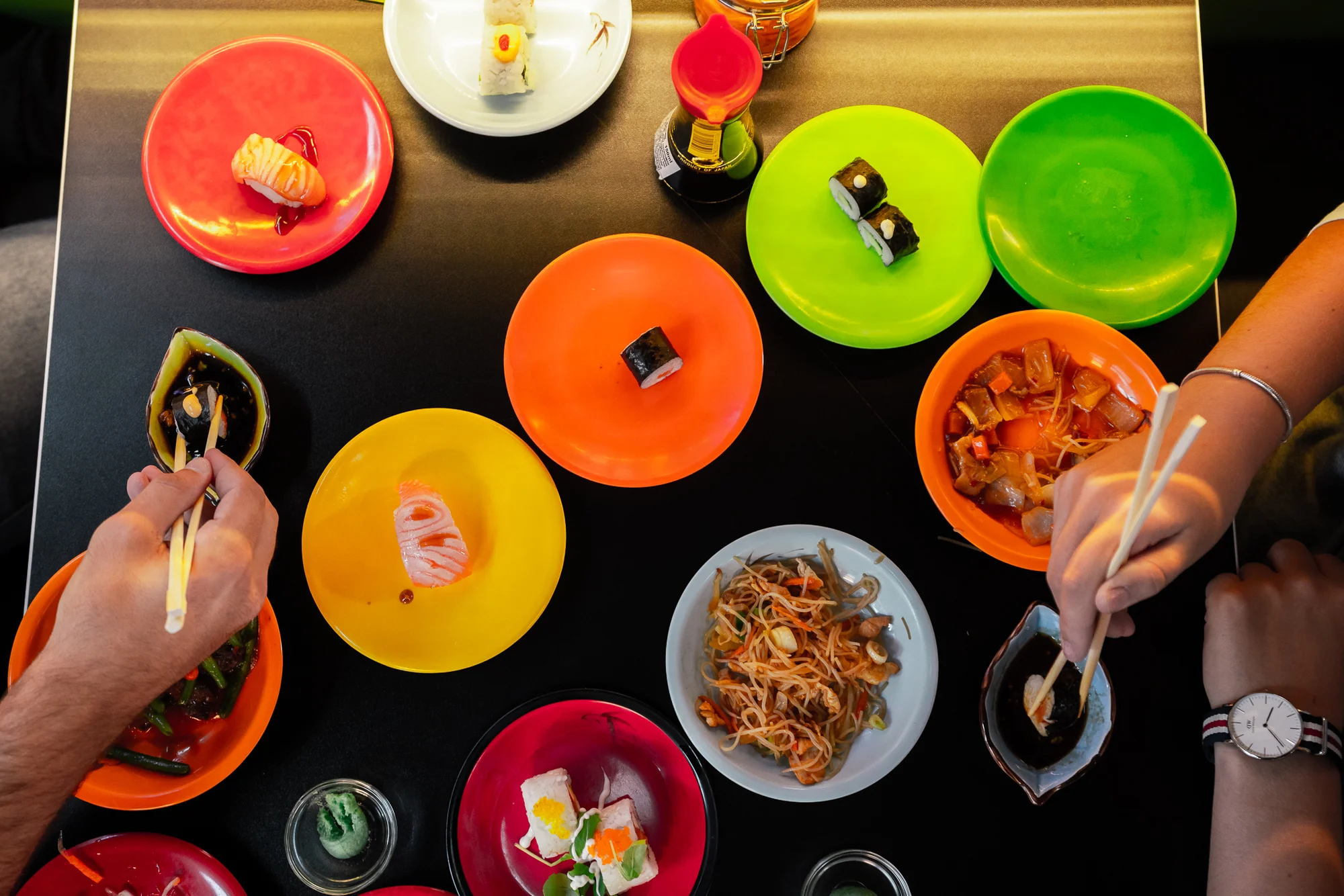 Running sushi ve Wasabi Olomouc: 1,5 hodiny neomezeného hodování pro 1 osobu