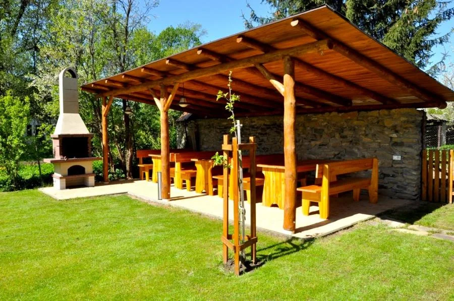 Pobyt v apartmánech na Liptově s výhledem na Kriváň, malým wellness a zahradou