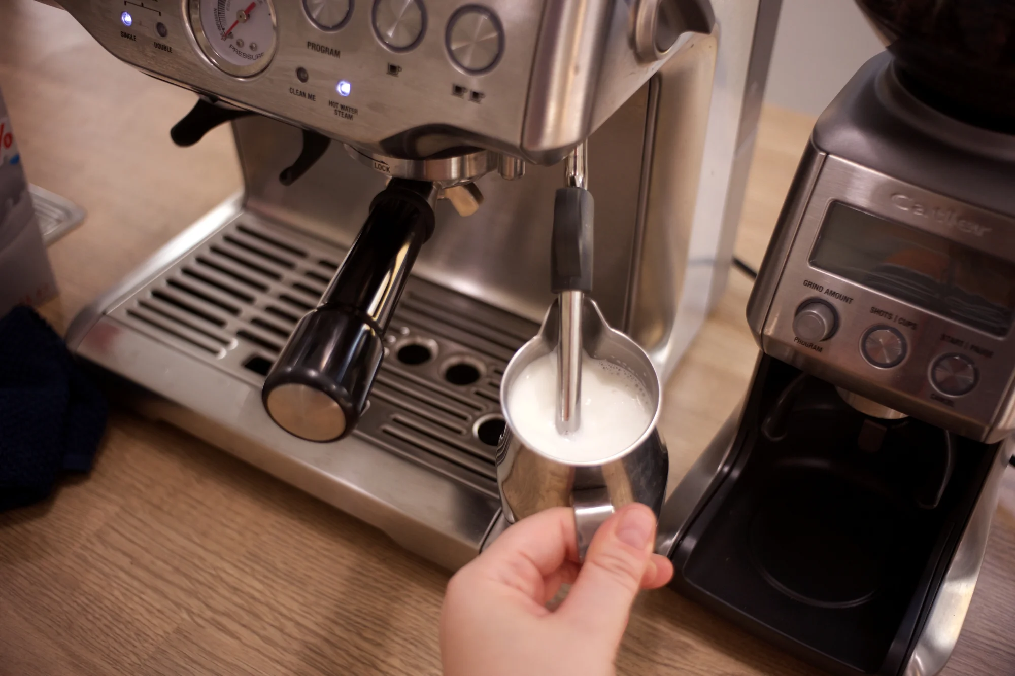 Kurz domácí přípravy kávy: espresso i alternativní metody, např. chemex či aeropress