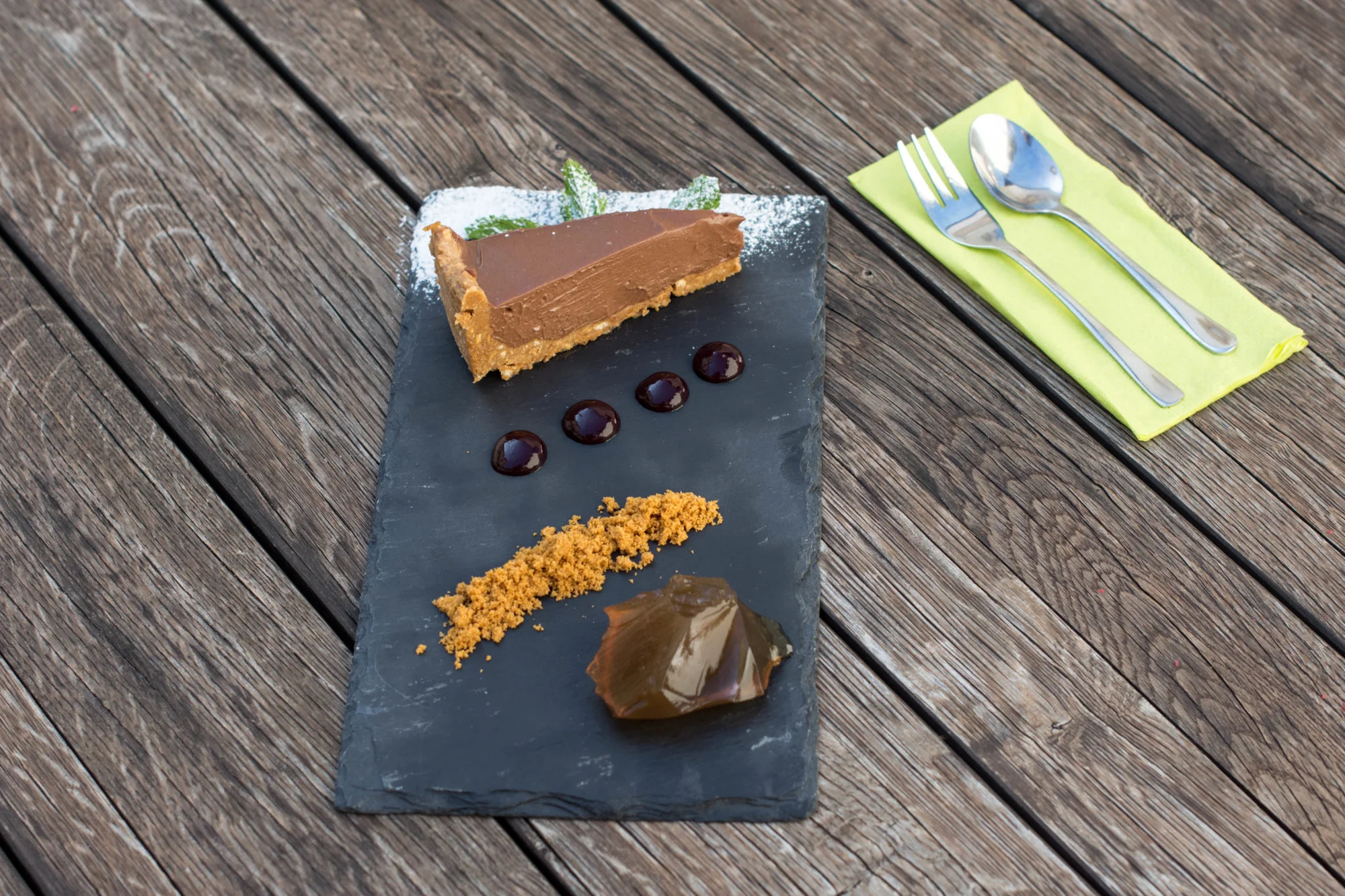 Pivní, vinná či medová lázeň i solná jeskyně pro dva, nápoje v ceně a možnost 2chodového menu