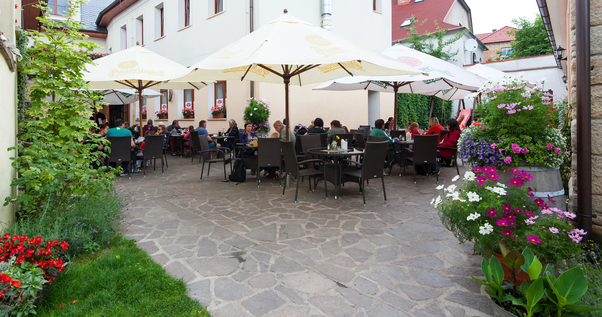 Pobyt v srdci Českého ráje: hotel se snídaní i polopenzí s degustační večeří