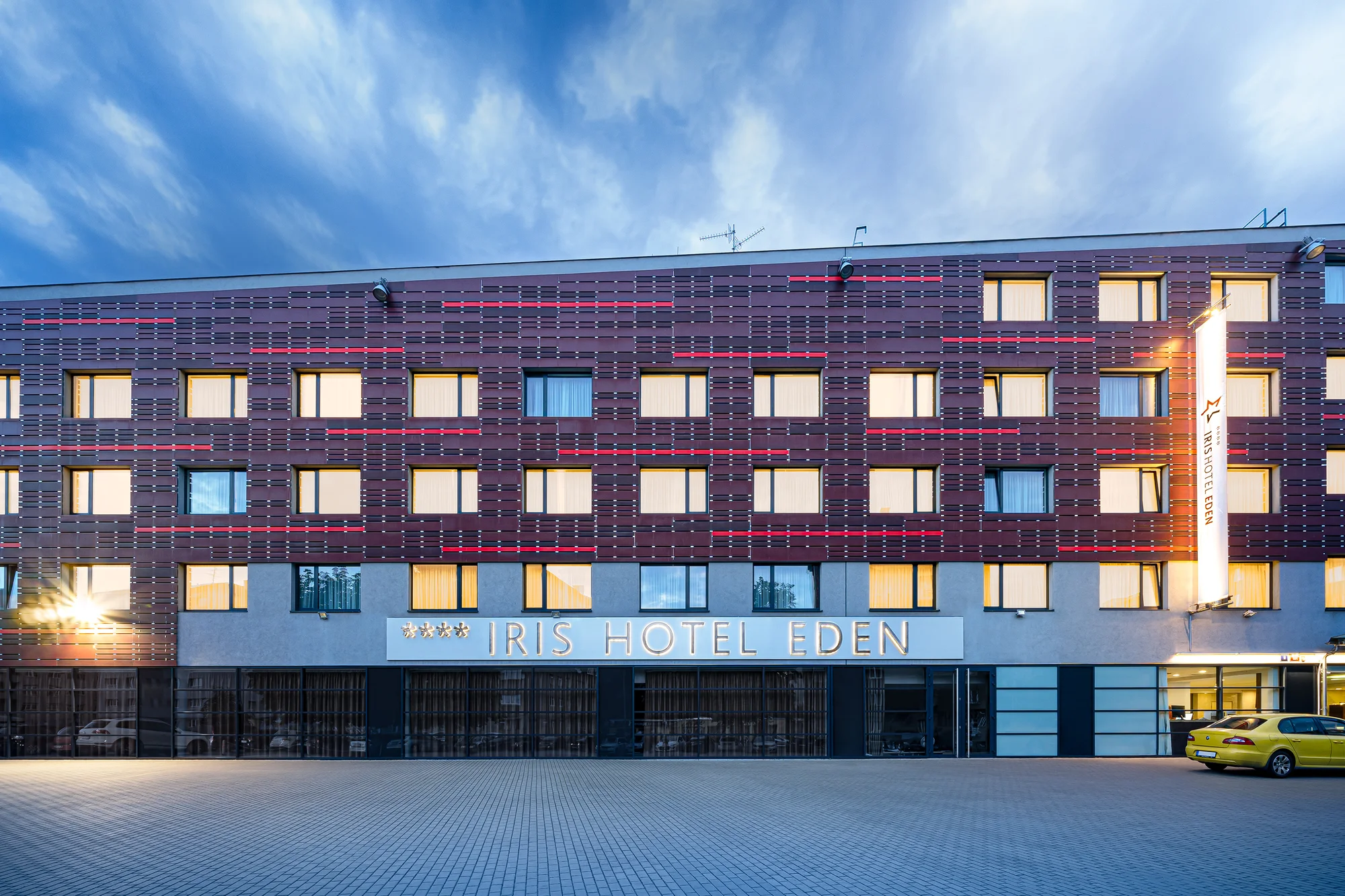 4* hotel v srdci stadionu fotbalové Slavie: ubytování se snídaní