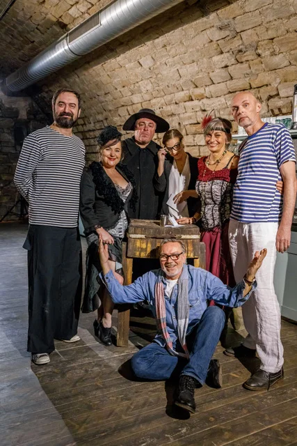 Rozparovač v pivovaru: divadelní večer se staročeským 4chodovým menu a neomezenou konzumací piva