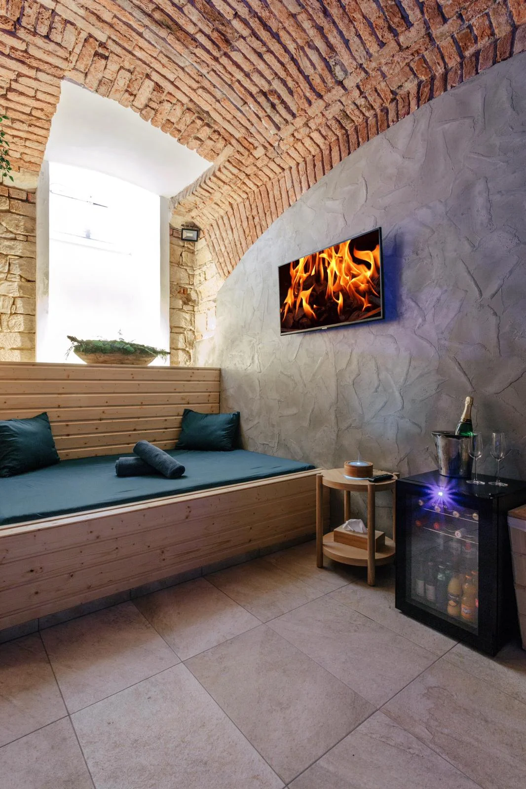 Relaxujte jen spolu v saunovém centru: privátní wellness i se sklenkou sektu pro 2 osoby