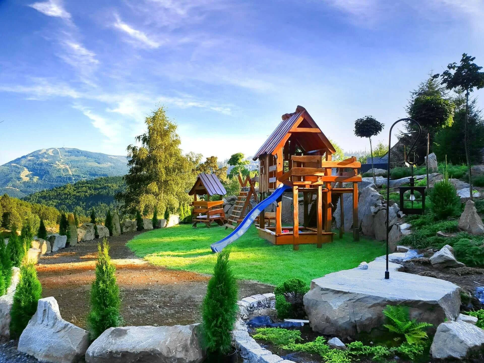 5* resort v polských Beskydech: pobyt až pro 6 osob s jídlem, bazénem, vířivkou i saunou, akce 2 děti zdarma