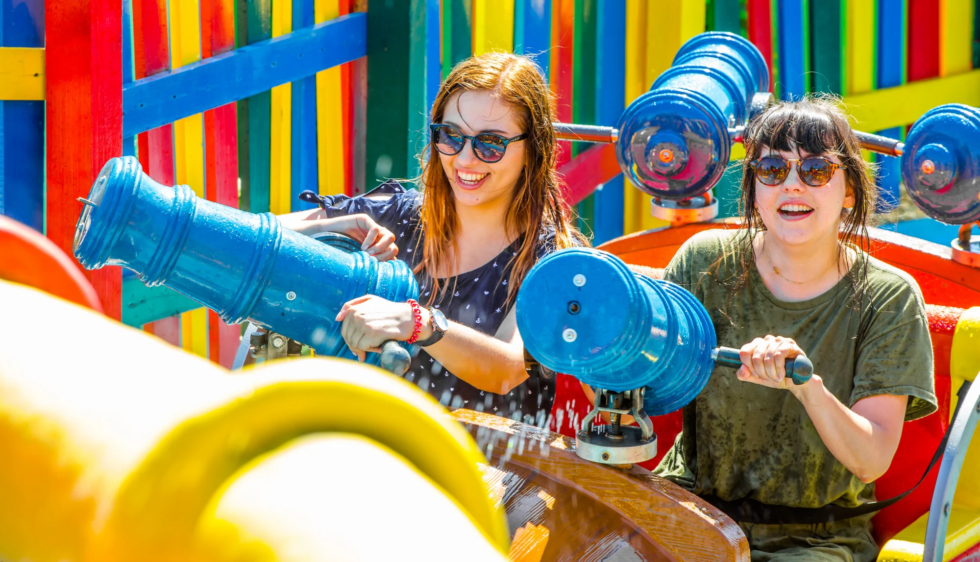 Celodenní výlet do zábavního parku Energylandia: extrémní horské dráhy, kolotoče, show i 7D kino