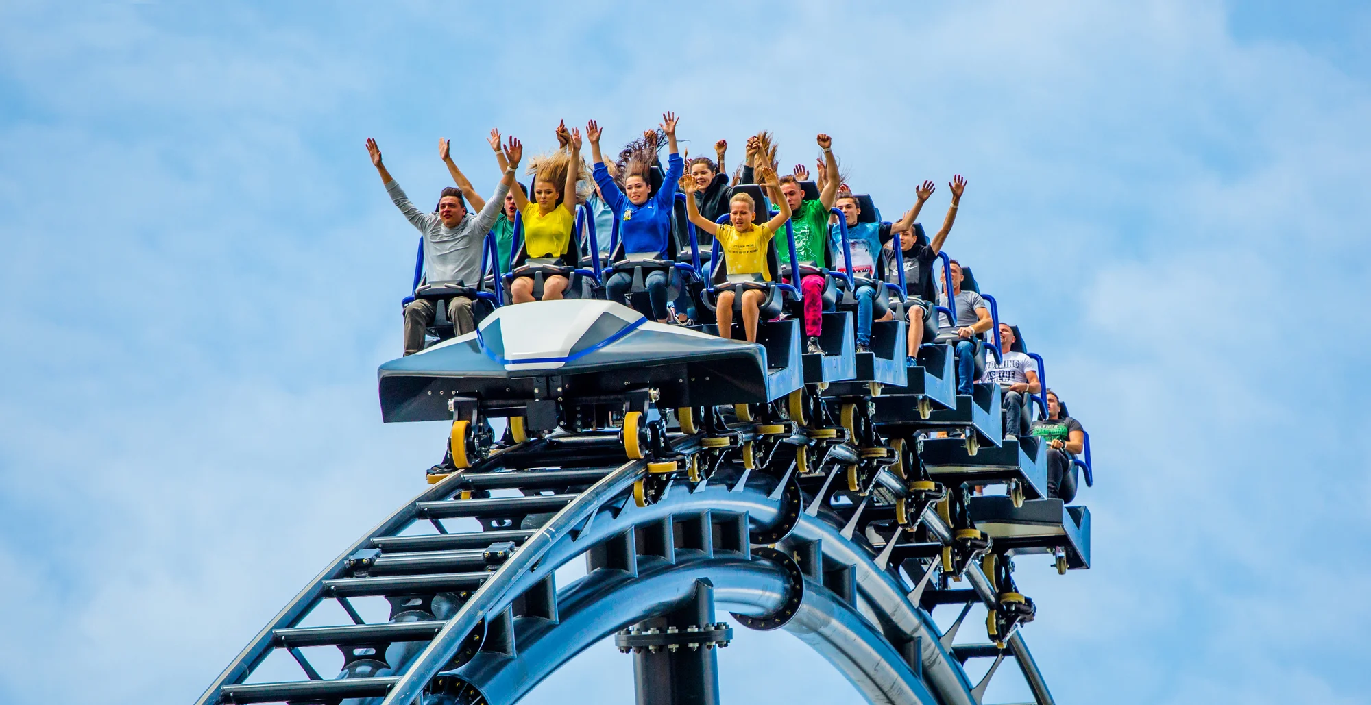 Celodenní výlet do zábavního parku Energylandia: extrémní horské dráhy, kolotoče, show i 7D kino