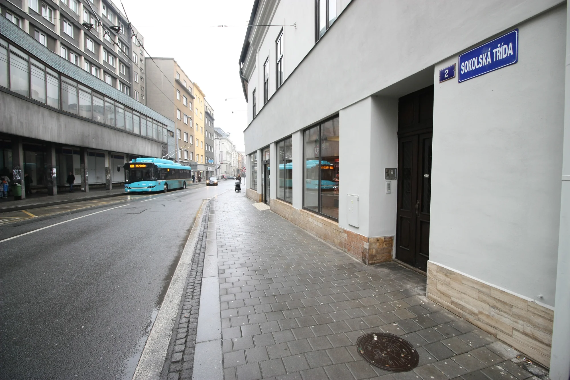 Romantika pro 2 osoby: 2 hod. v privátním wellness s vířivkou a infrasaunou i s občerstvením