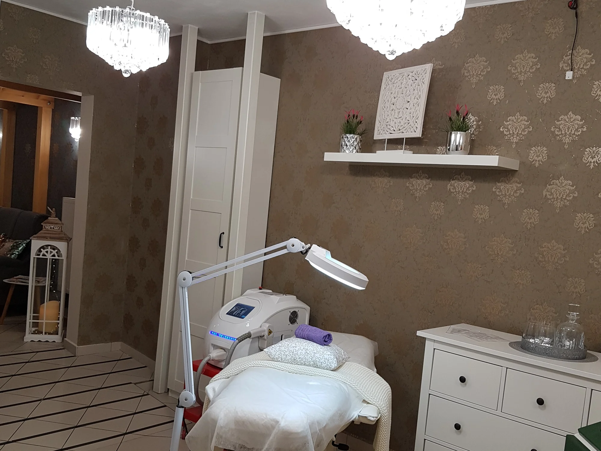Balíčky pro detox, zpevnění i rozmazlení: lymfodrenáž, EMS, zábal i ošetření pleti