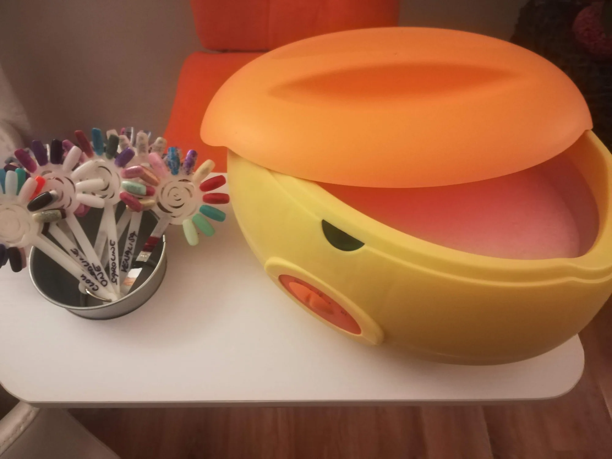 Spa pedikúra i manikúra včetně masáže pro muže i ženy