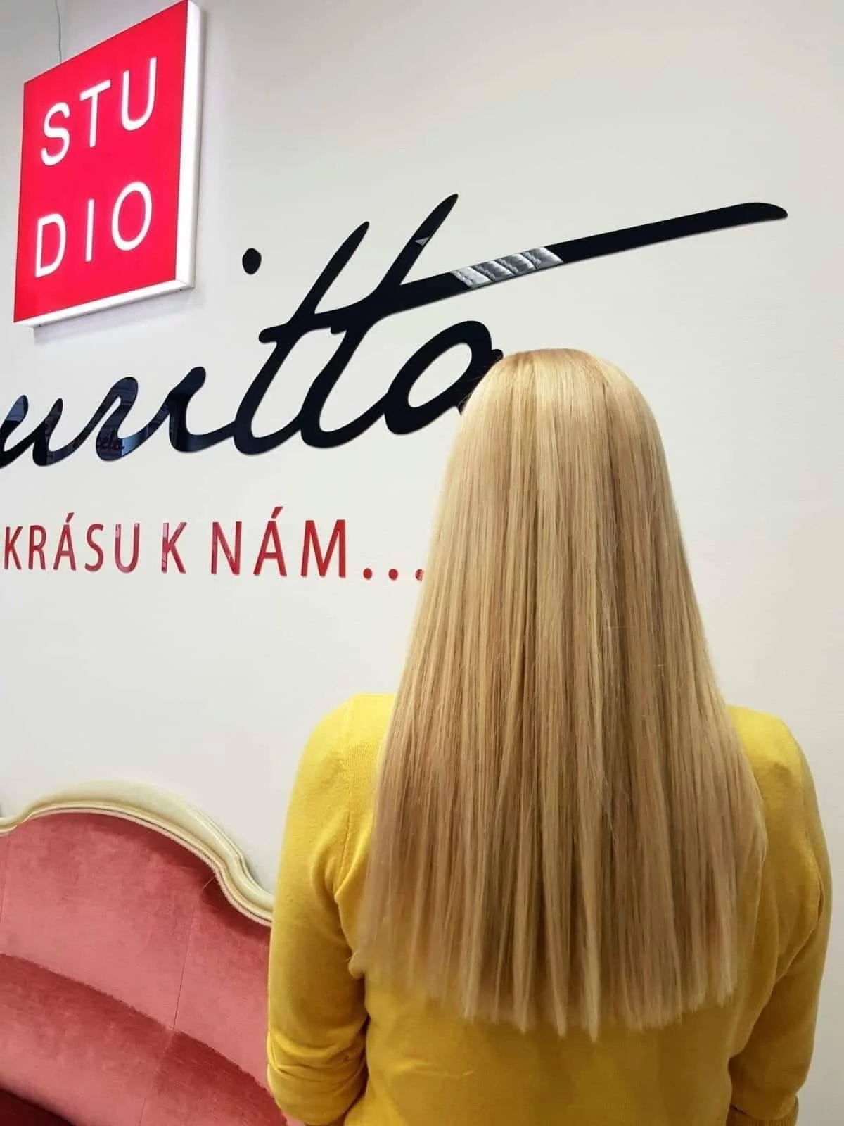 Kadeřnické balíčky: melír, precizní střih s vlasovou regenerací či barvení vlasů i keratin
