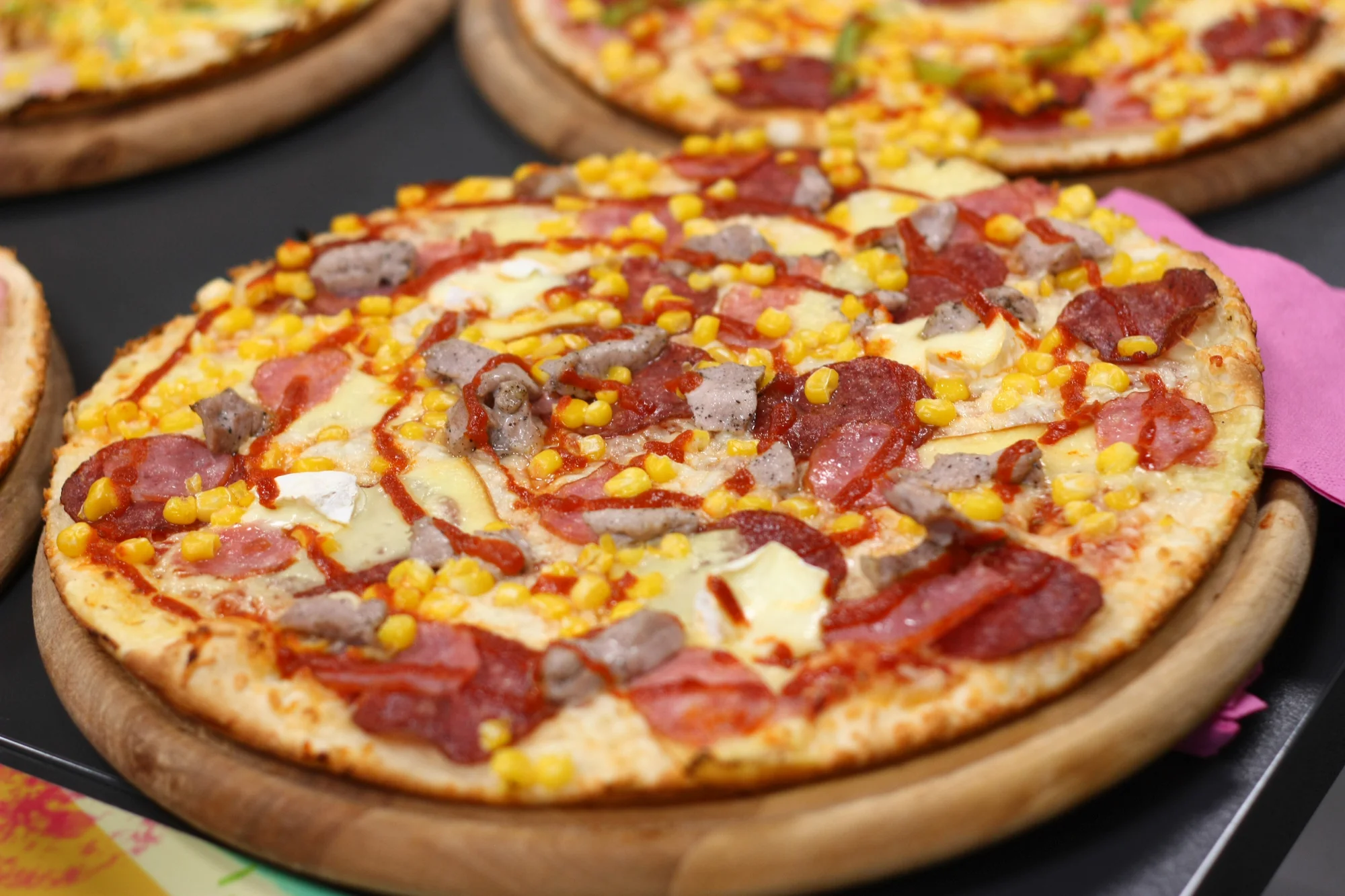 Dobrota z Maníkova bistra východ: 1, 2 nebo 4 pizzy podle výběru