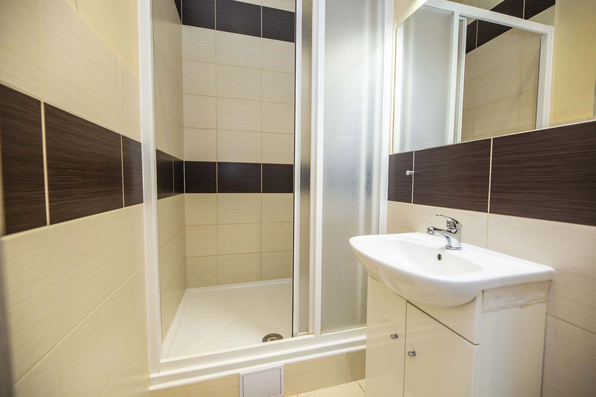 Hostel v pražských Holešovicích, vč. bufetové snídaně, bazénu a sauny