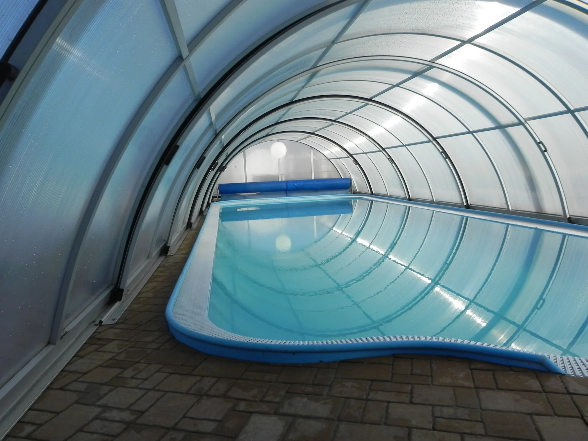 2hodinový vstup do veřejného wellness s vyhřívaným bazénem v Lednicko-valtickém areálu