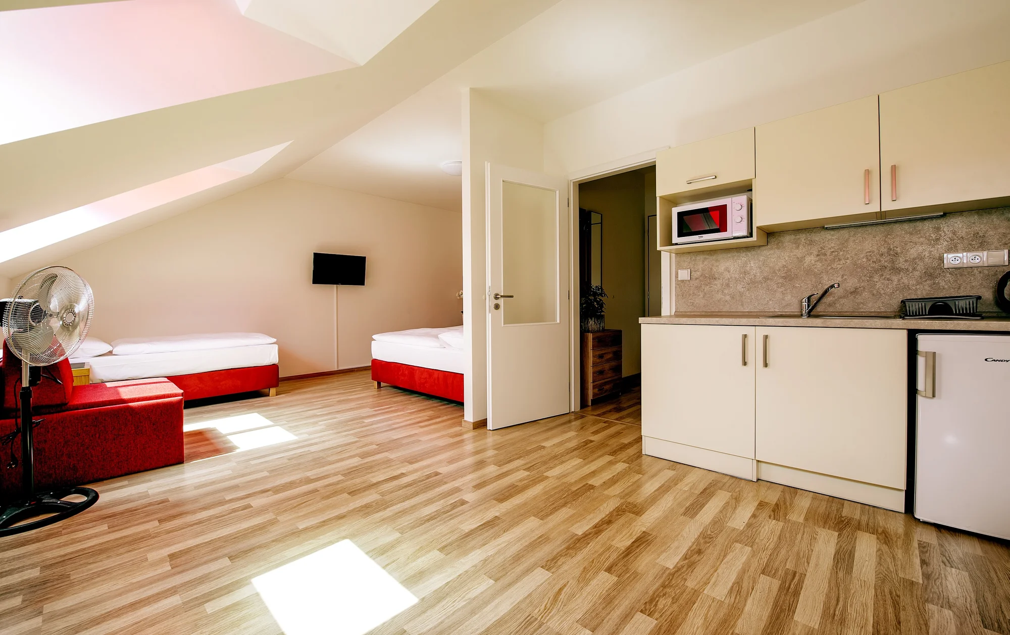 Pobyt poblíž historického centra Prahy: apartmán nebo pokoj se snídaní