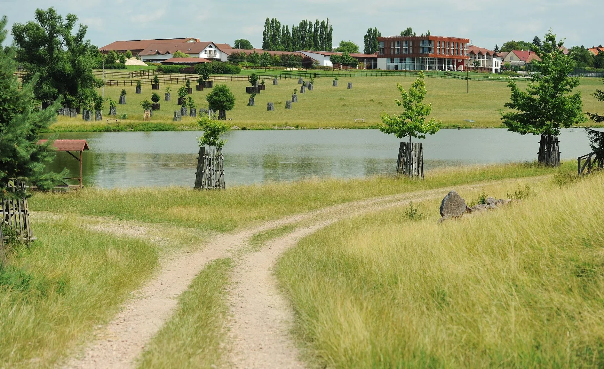Luxusní hotel ve Velichovkách: bohaté snídaně, neomezený wellness i sport