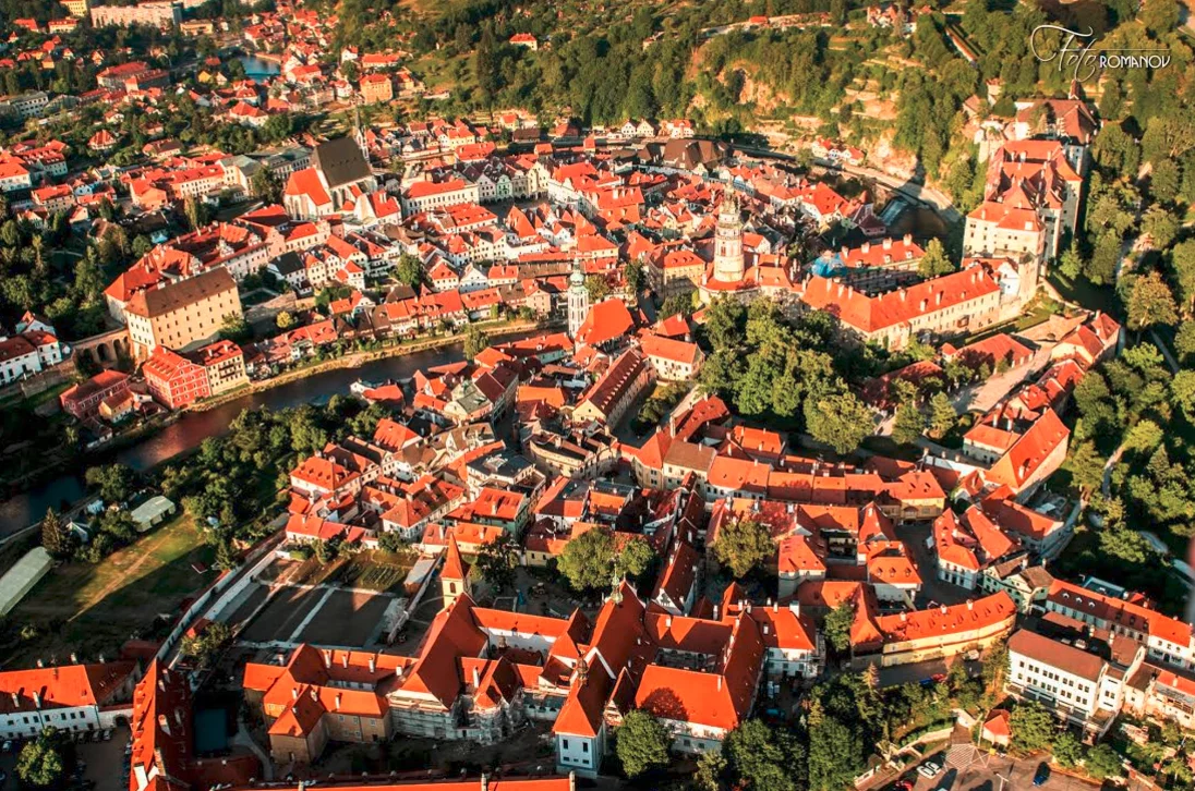 1 nebo 2 hodiny v oblacích: let horkovzdušným balónem v páru či skupince