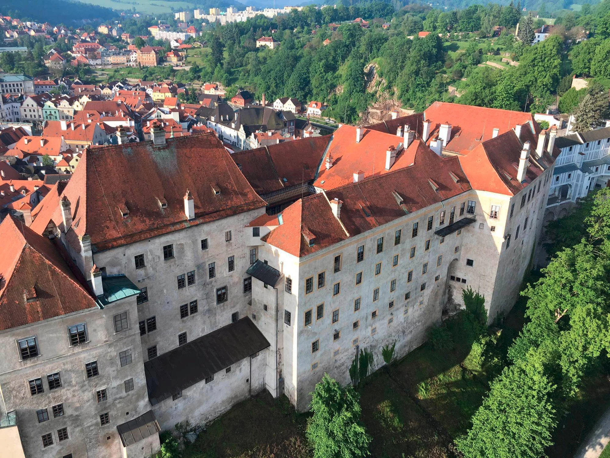 1 nebo 2 hodiny v oblacích: let horkovzdušným balónem v páru či skupince