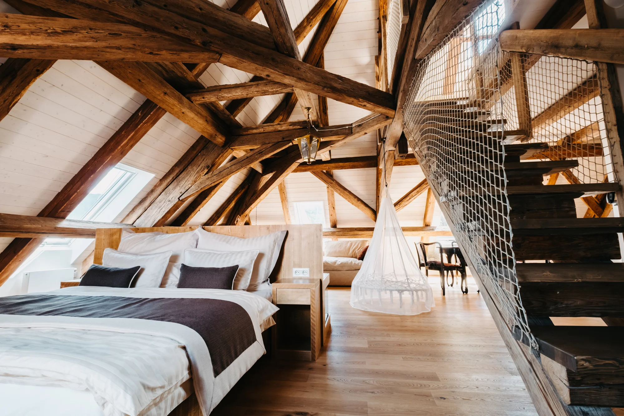 Luxusní hotel jen kousek od Prahy: pokoj či apartmá se snídaní