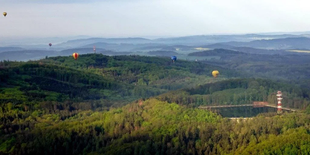 Seznamovací privátní let letadlem na 20-60 minut pro 2 osoby, 5 různých tras