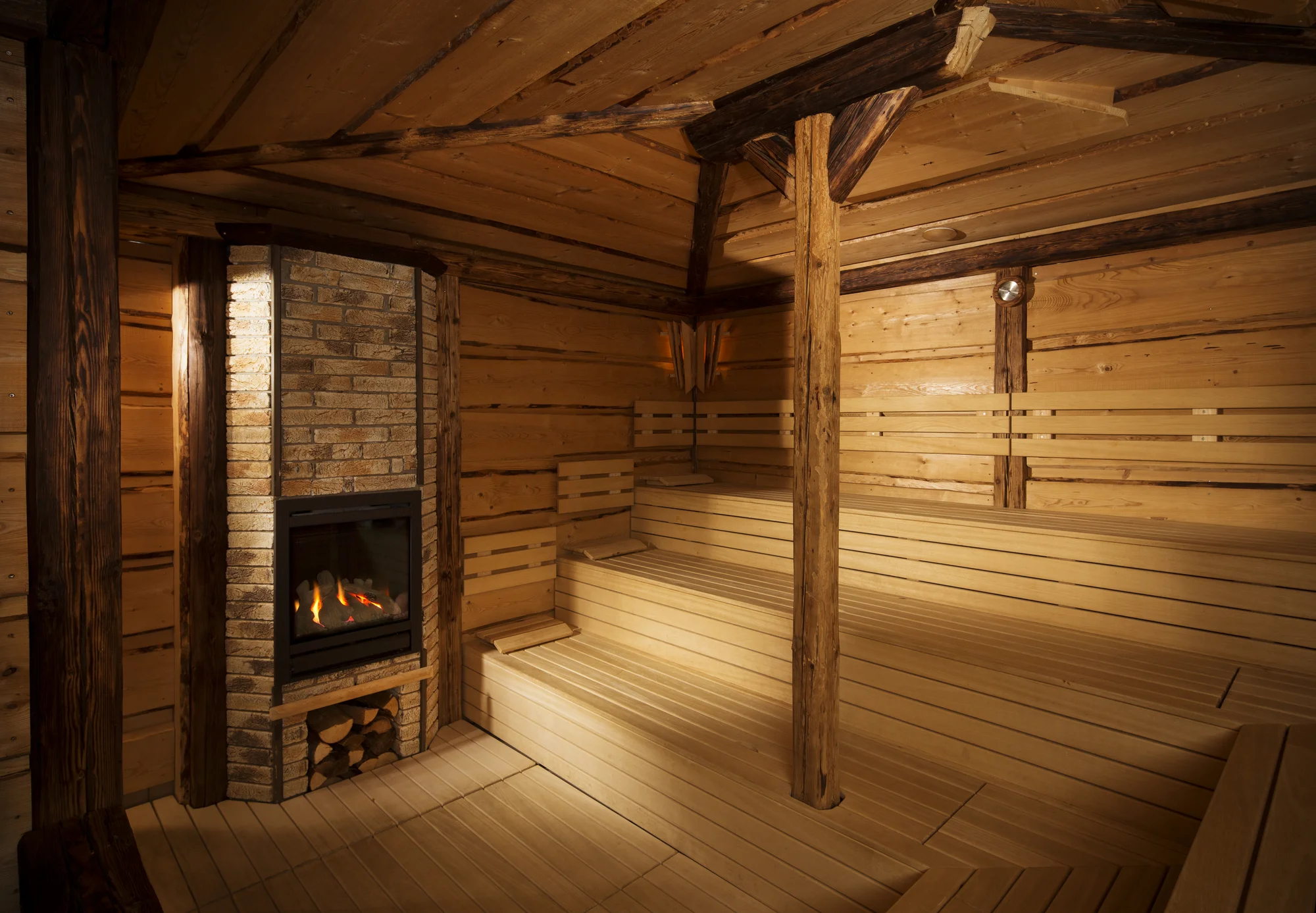 4* hotel u Brněnské přehrady: pokoj Deluxe, snídaně nebo polopenze a wellness