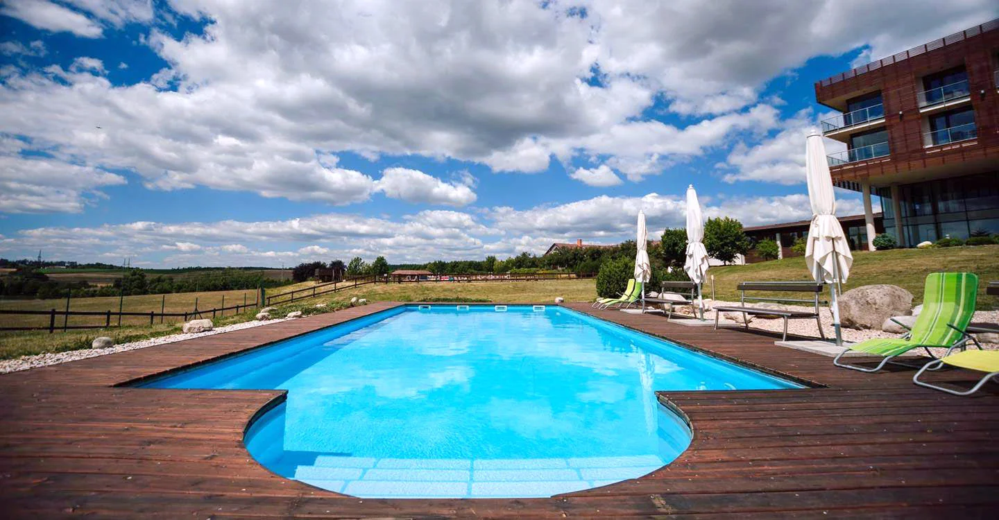 Luxusní hotel ve Velichovkách: bohaté snídaně, neomezený wellness i sport