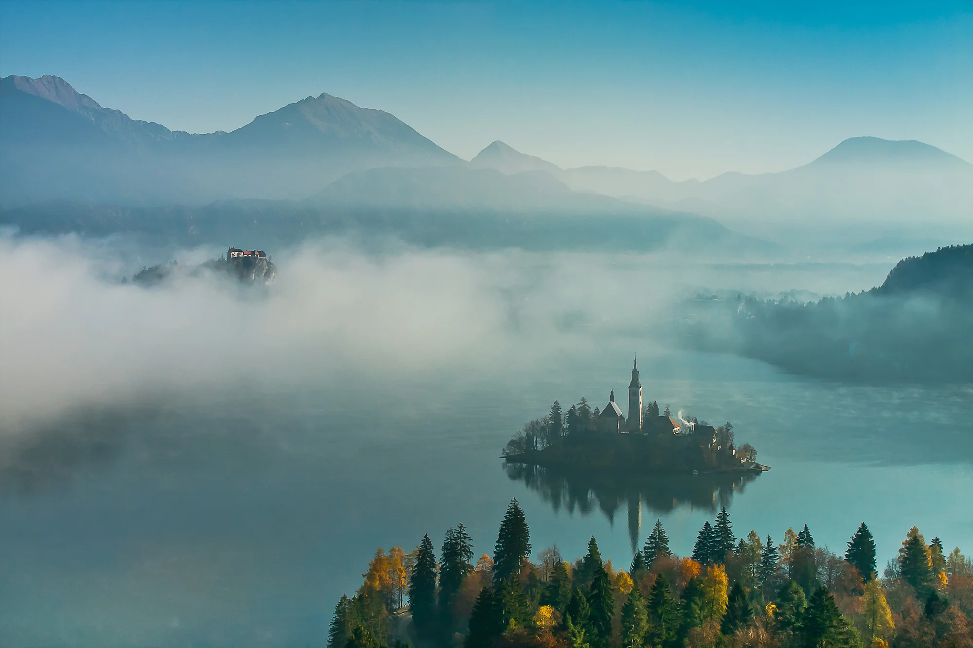 Poznávací výlet do Slovinska: jezero Bled, hrad i soutěska Vintgar